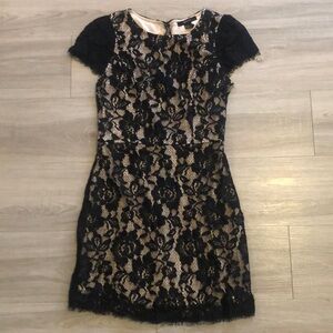 Forever 21 Nude/Black Eyelash lace sheath dress size m medium